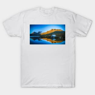 Water Reflections of Cradle Mountain Digital Painting T-Shirt